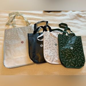 Lululemon Shopping bags